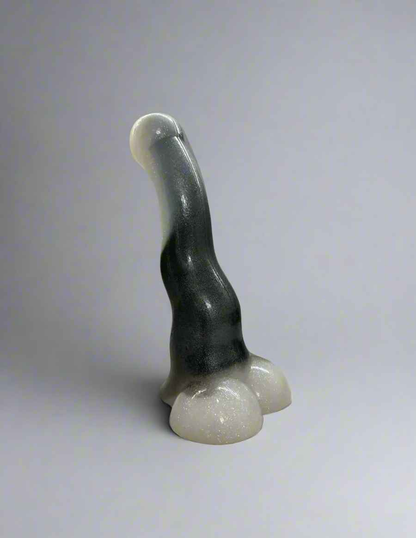 Midnight Snow Dildo - Sleek and Elegant for Maximum Comfort
